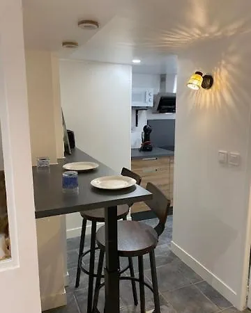 Appartement Rdc De Maison Avec Exterieur Proche Reims *