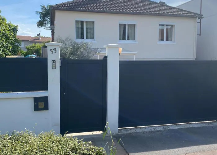 Rdc De Maison Avec Exterieur Proche Reims Apartment Tinqueux