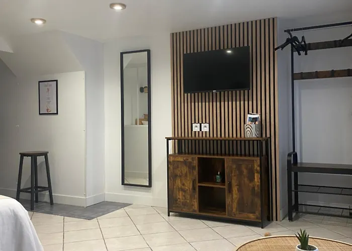 Rdc De Maison Avec Exterieur Proche Reims * Tinqueux